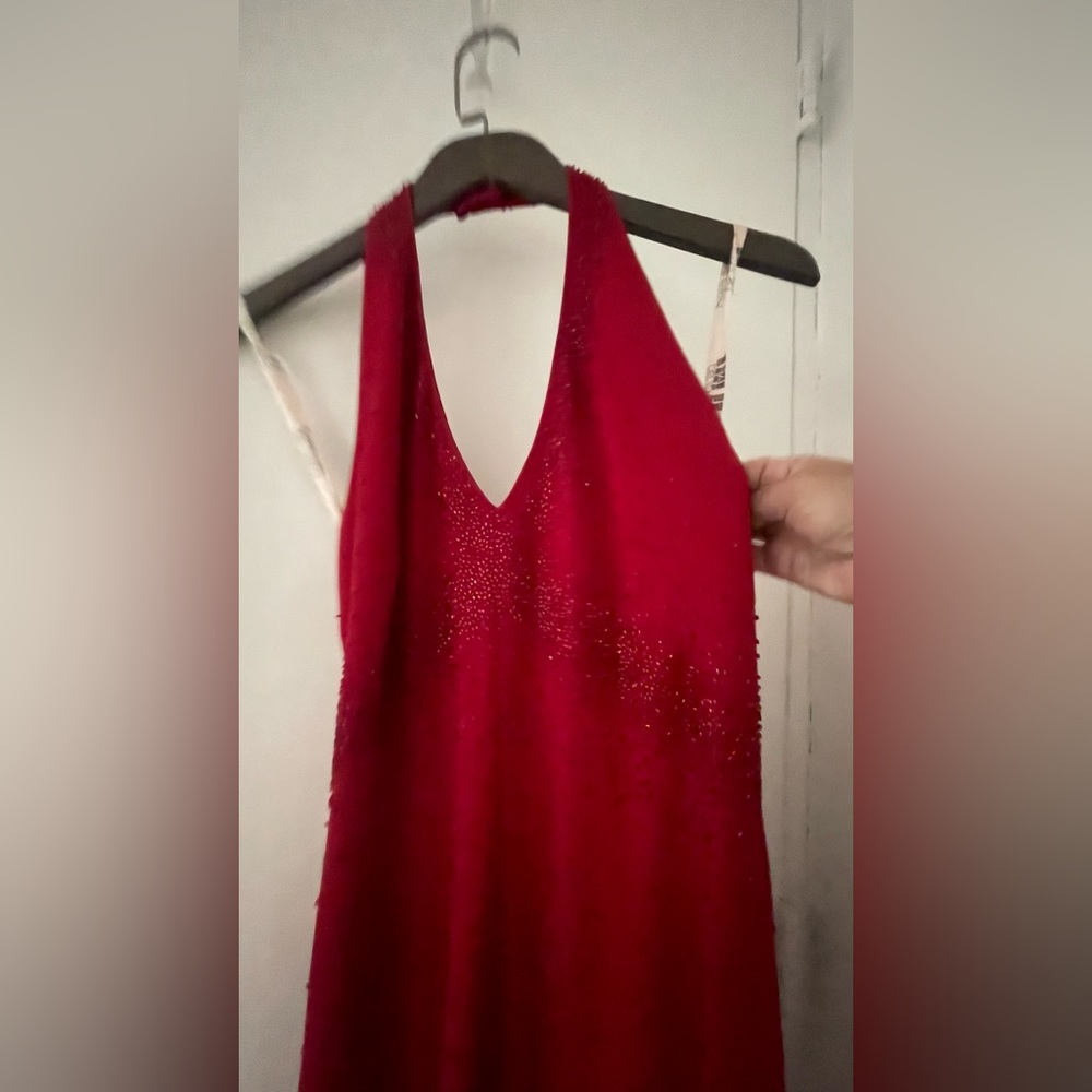 Chic Backless Red Dress - Picture 2 of 5